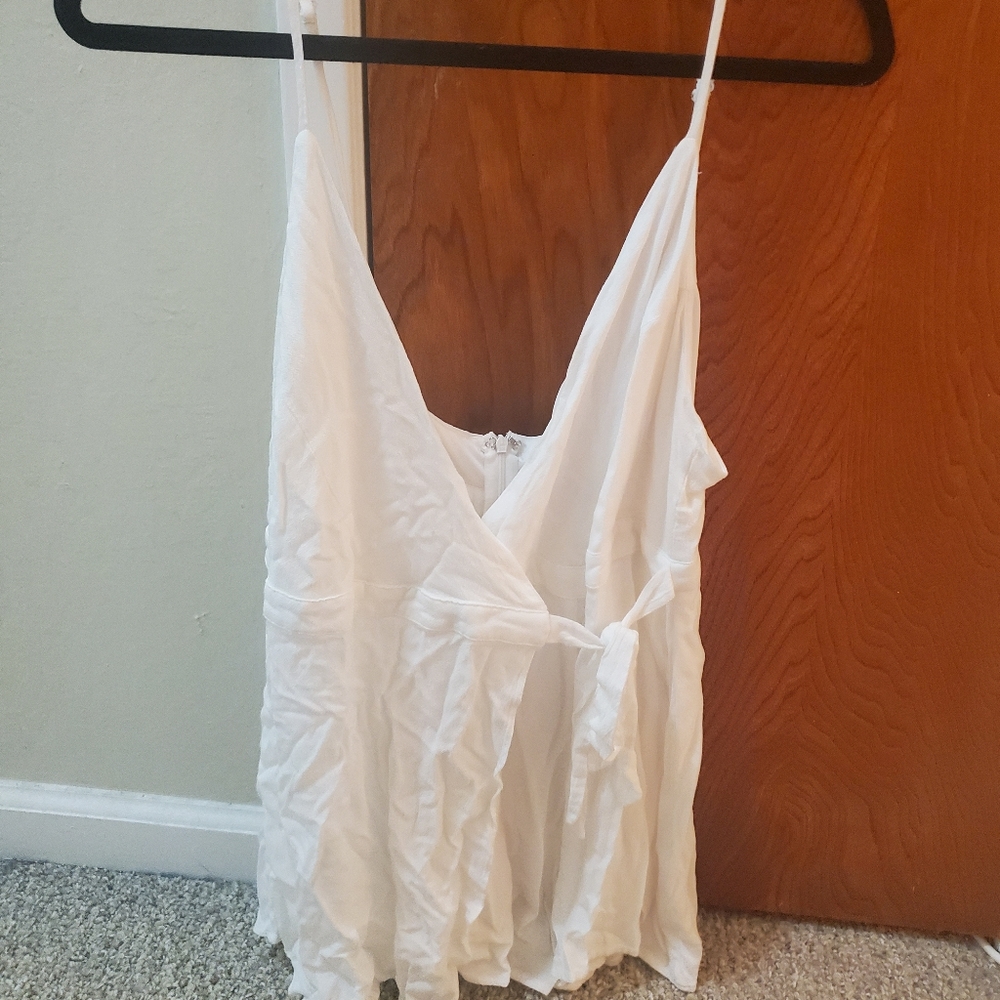 Lulu's Romper Size L